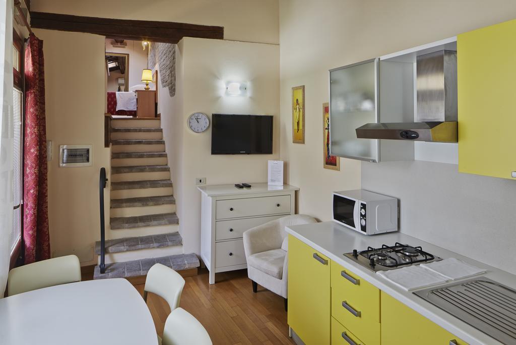 Residence Cavour 63 Ravenna Room photo