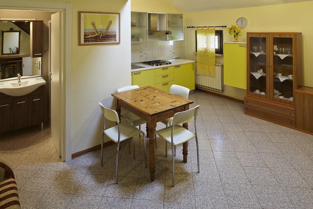 Residence Cavour 63 Ravenna Room photo